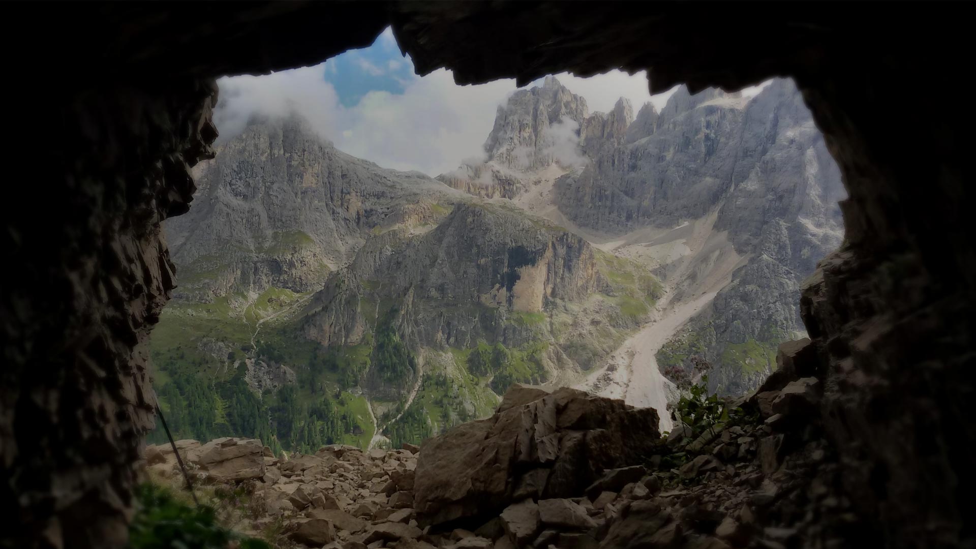 cave1.jpg support informatique